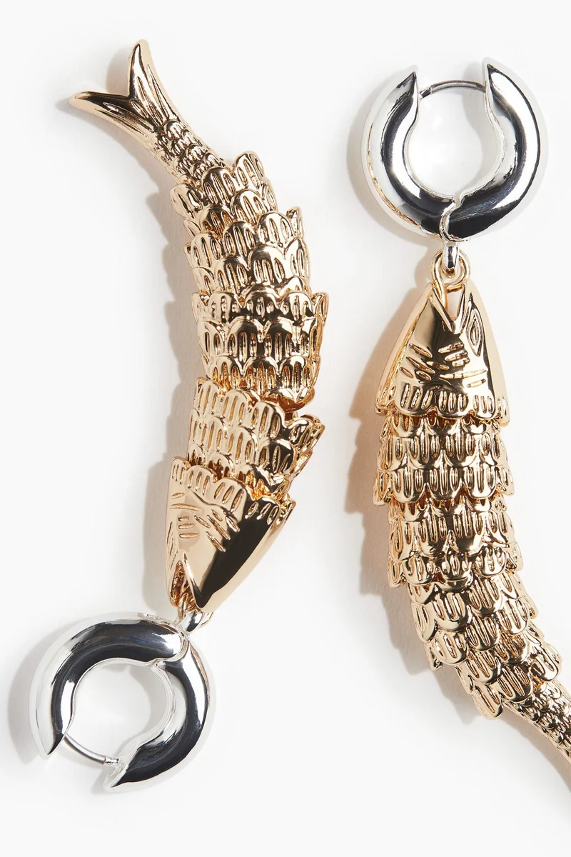 H&M Fish-pendant earrings